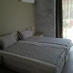 Διαμέρισμα 11 *